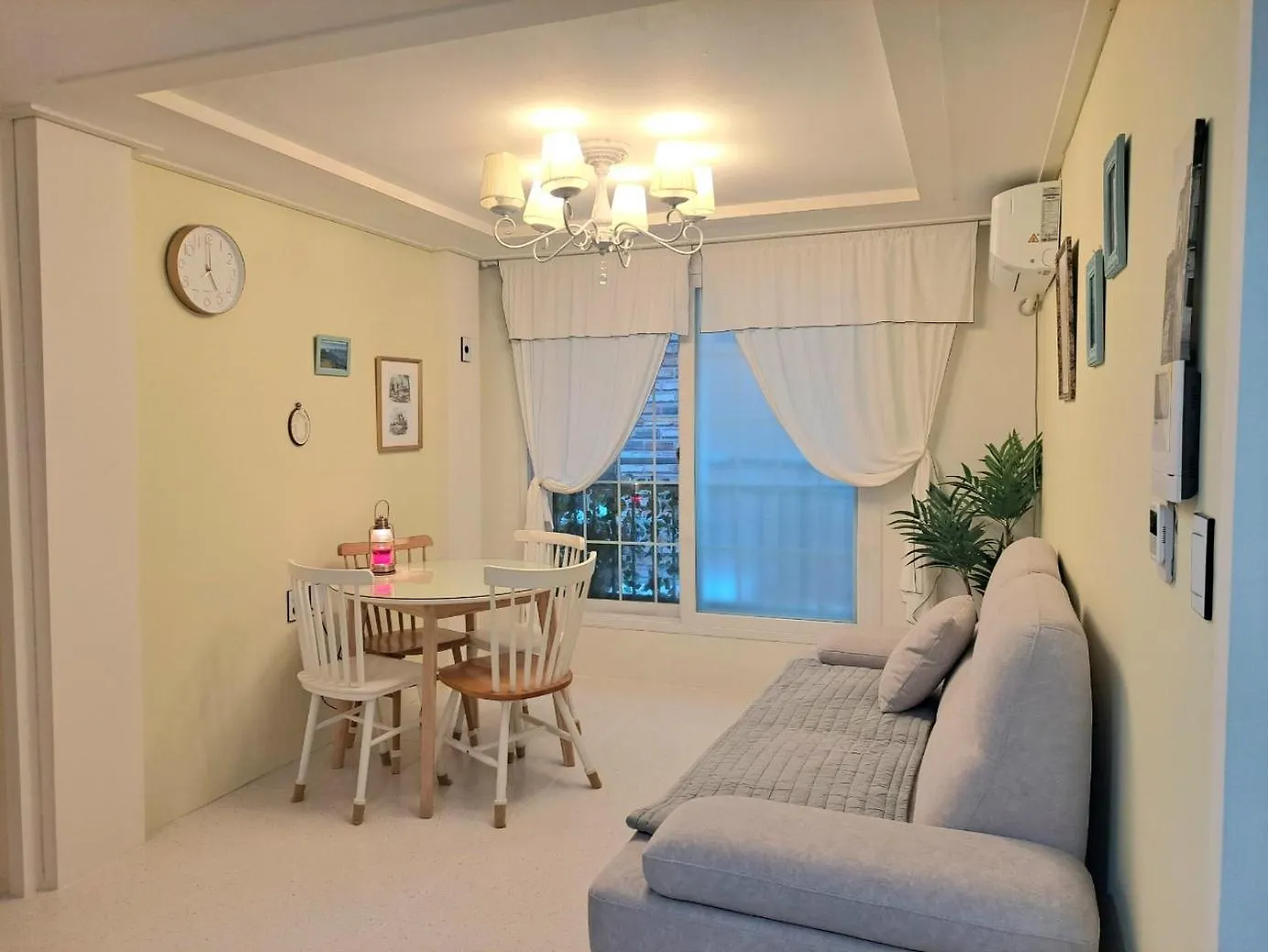 Renee House Villa Seoul 0*,  South Korea